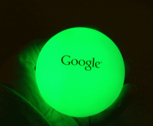 Google turns on email lists